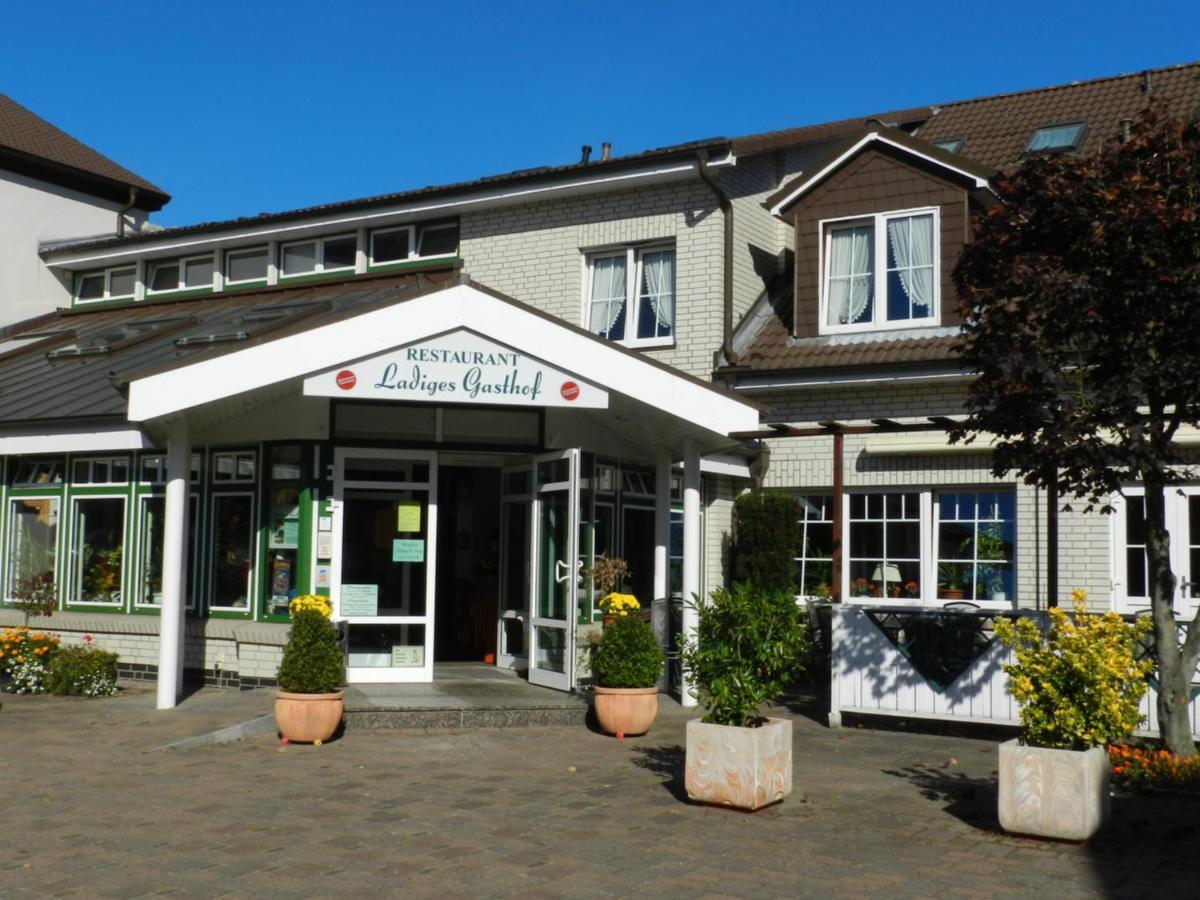 Ladiges Gasthof Holm  Exterior foto